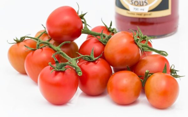 pomodoro-proprieta-nutrienti